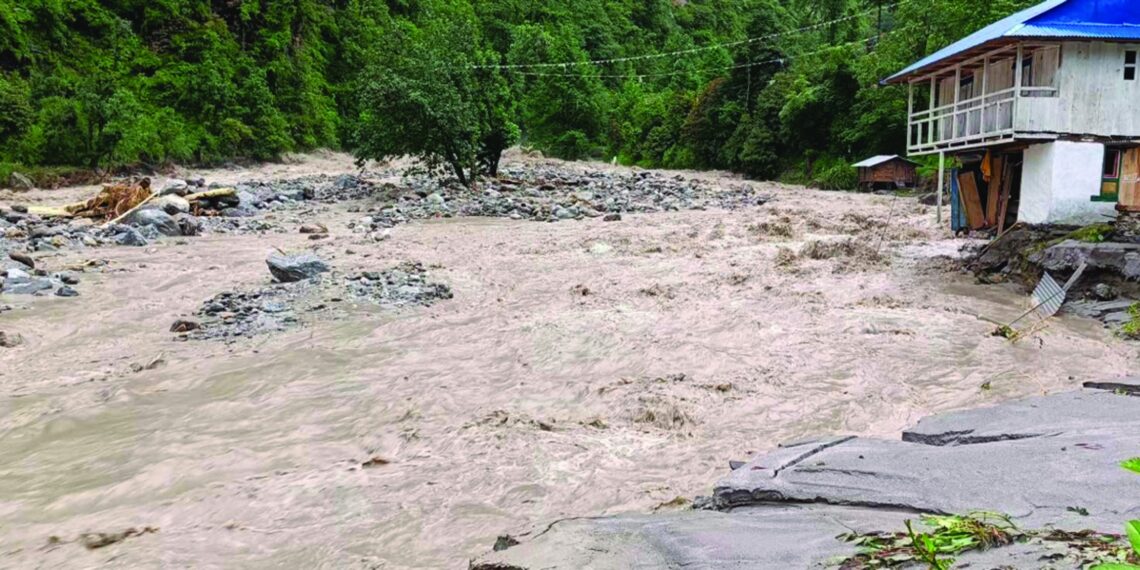 बाढीबाट मधेसमा ८० करोडभन्दा बढीको क्षति